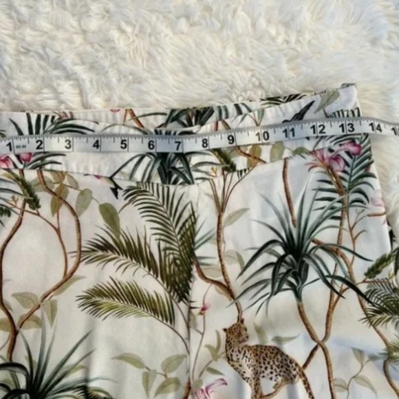 H&M Jaguar Palm Jungle print Blouse / Wide Leg Trouser Set Animal 2 / 4 Like New - Picture 4 of 9